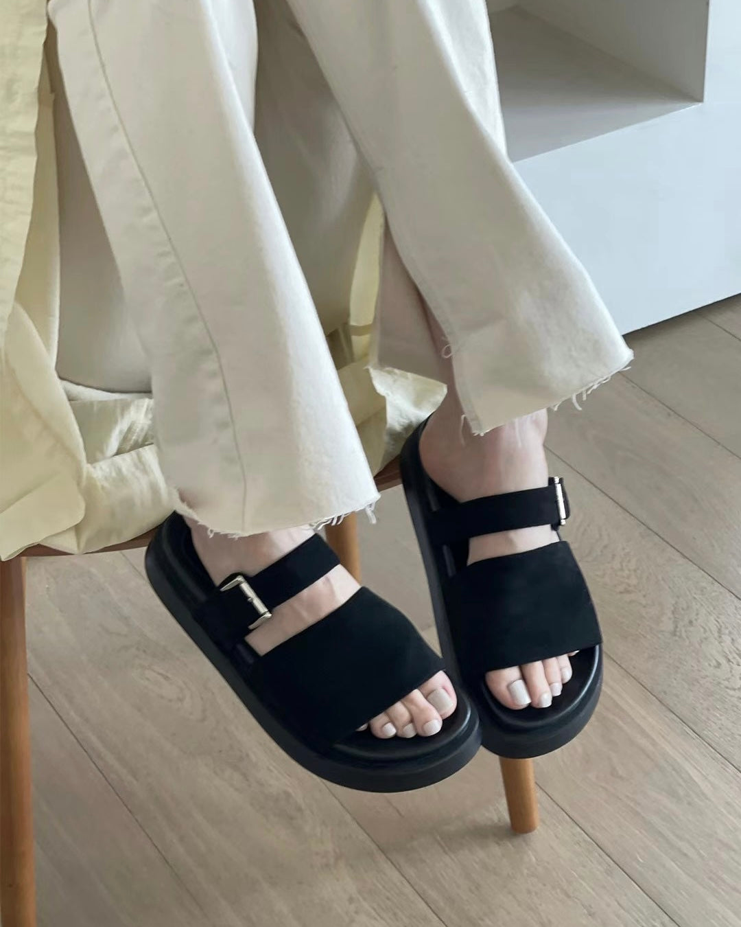 Buckle Platform Slippers