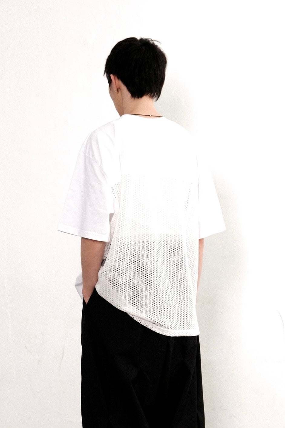 Malantaŭa Mesh Tee