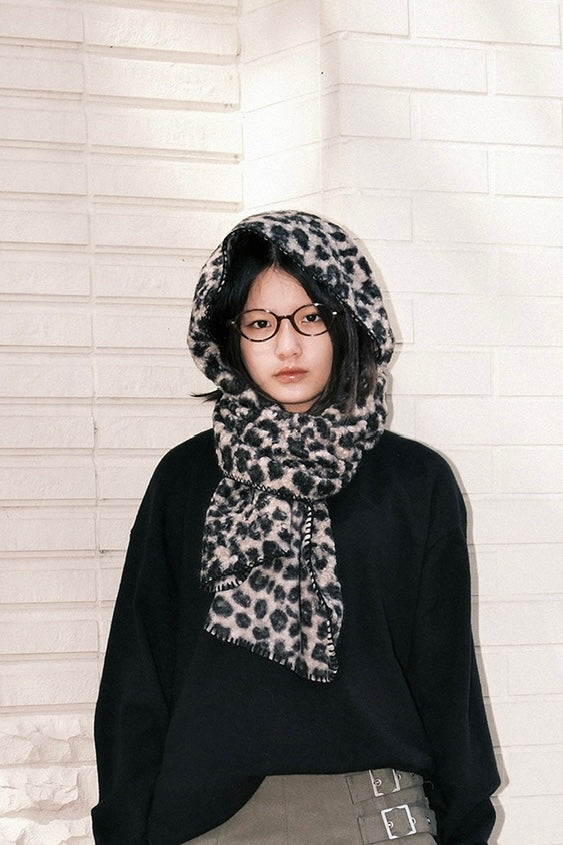 Fuzzy Leopard Muffler