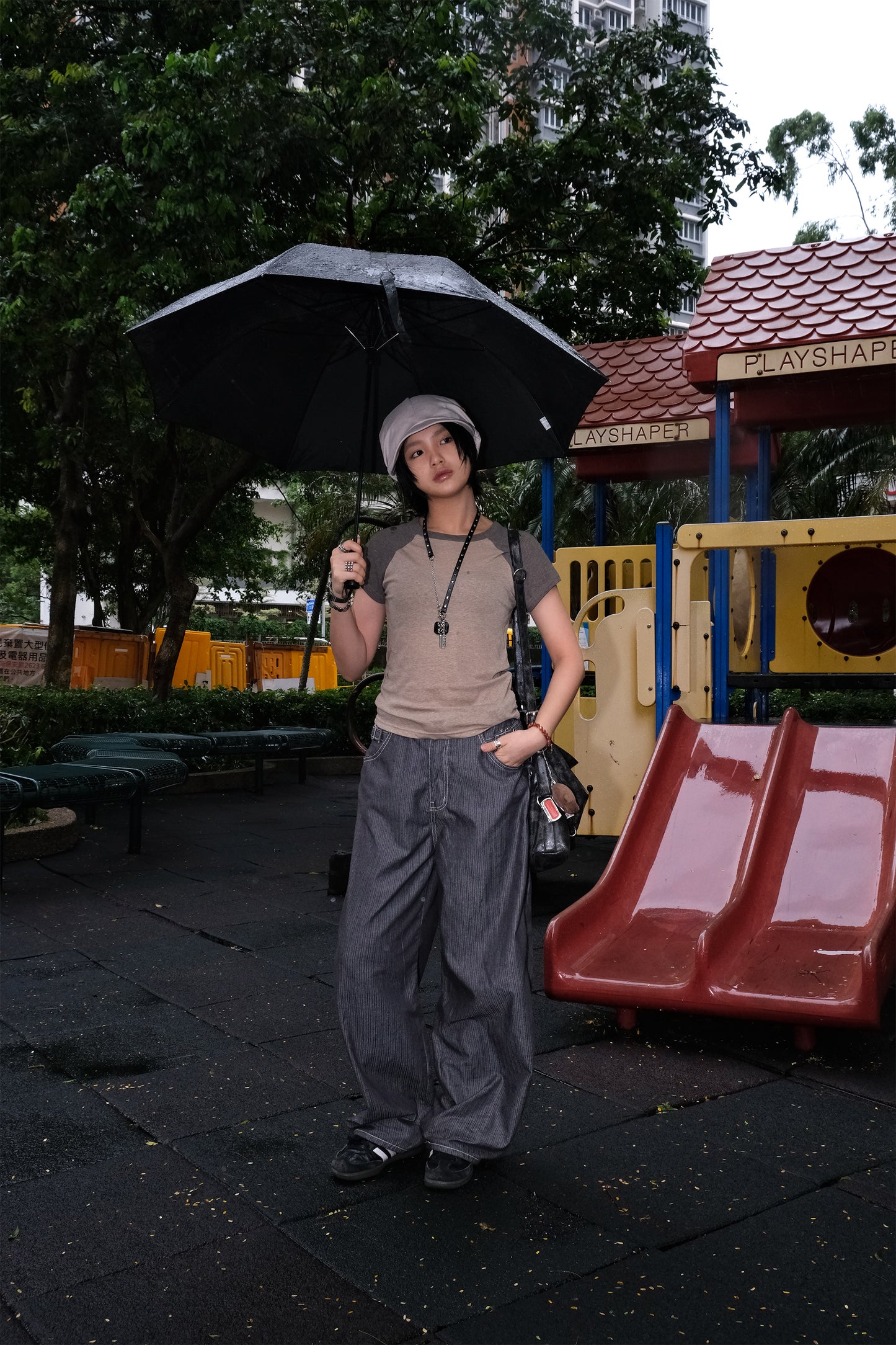 Silket Soft Raglan Top (grey)