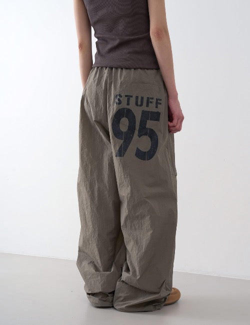 95 Stuff Nylon Pants