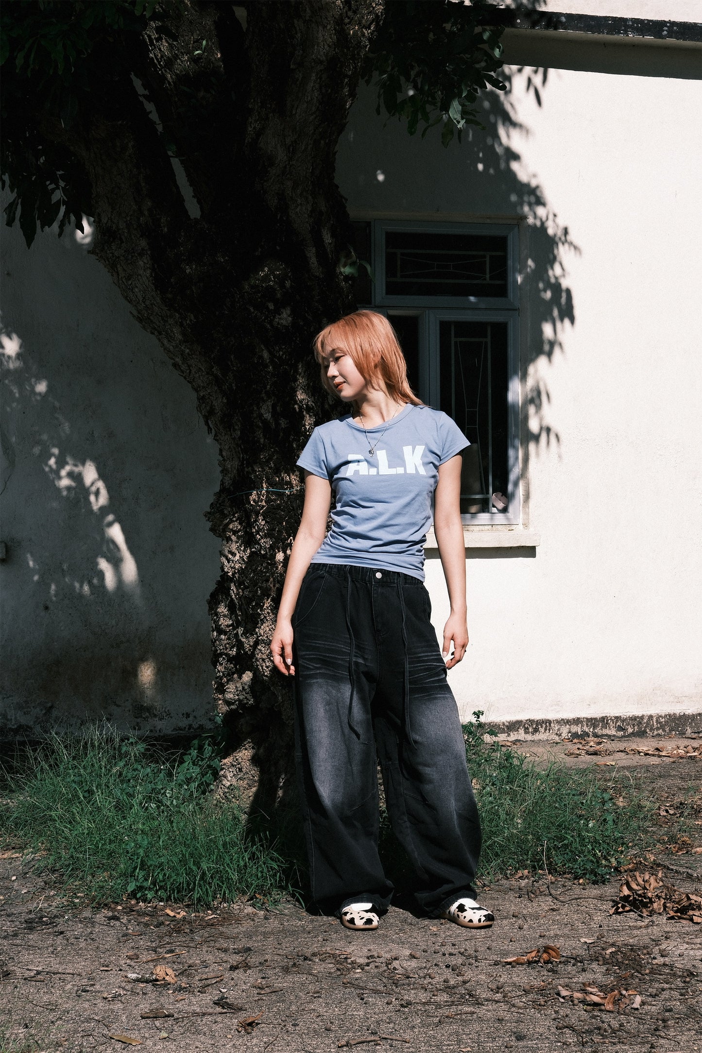Hem Button Pin Jeans