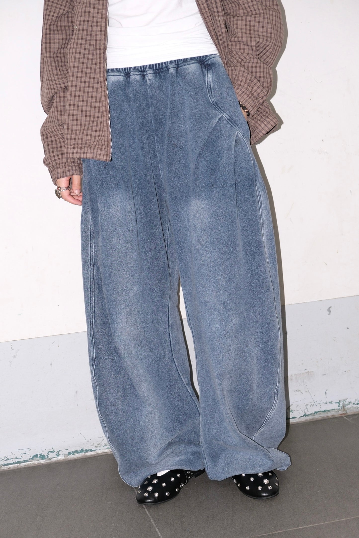 Pike Curved Sweatpants