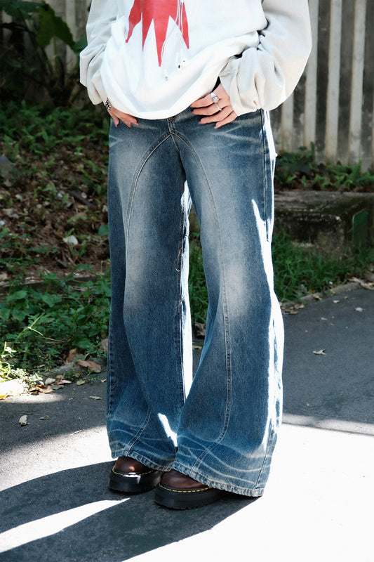 Flow Bootcut Jeans