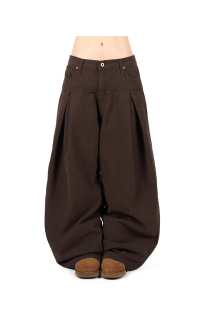 Double Pleats Balloon Jeans