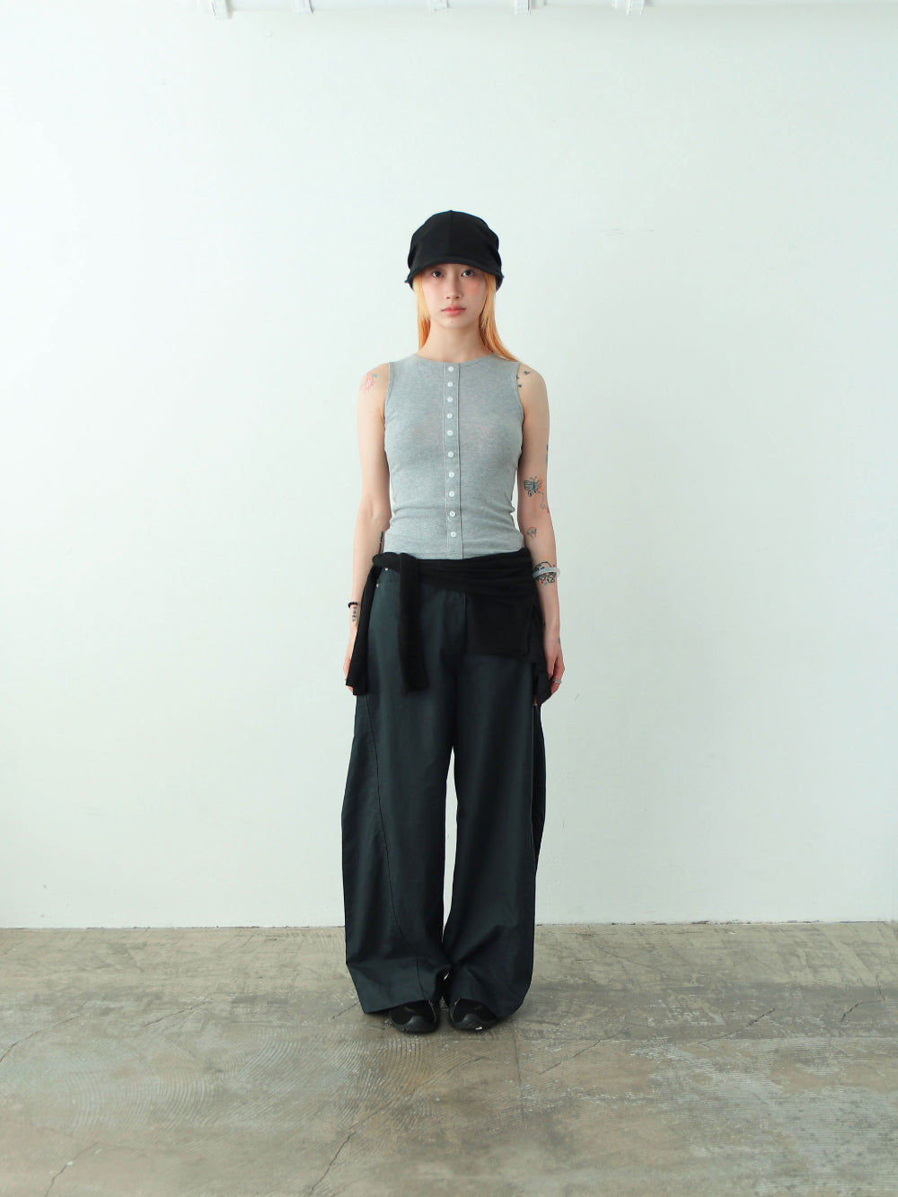 Kayla Button Sleeveless (grey)🌟celebritypick
