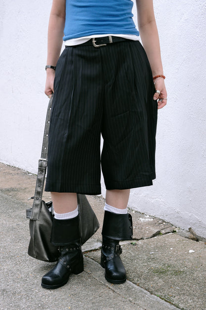 Striped Bermuda Slack (navy)