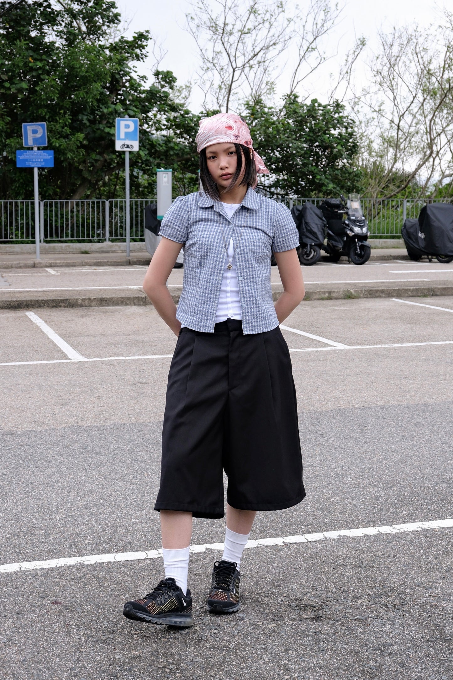 Stage Bermuda Trousers (black)