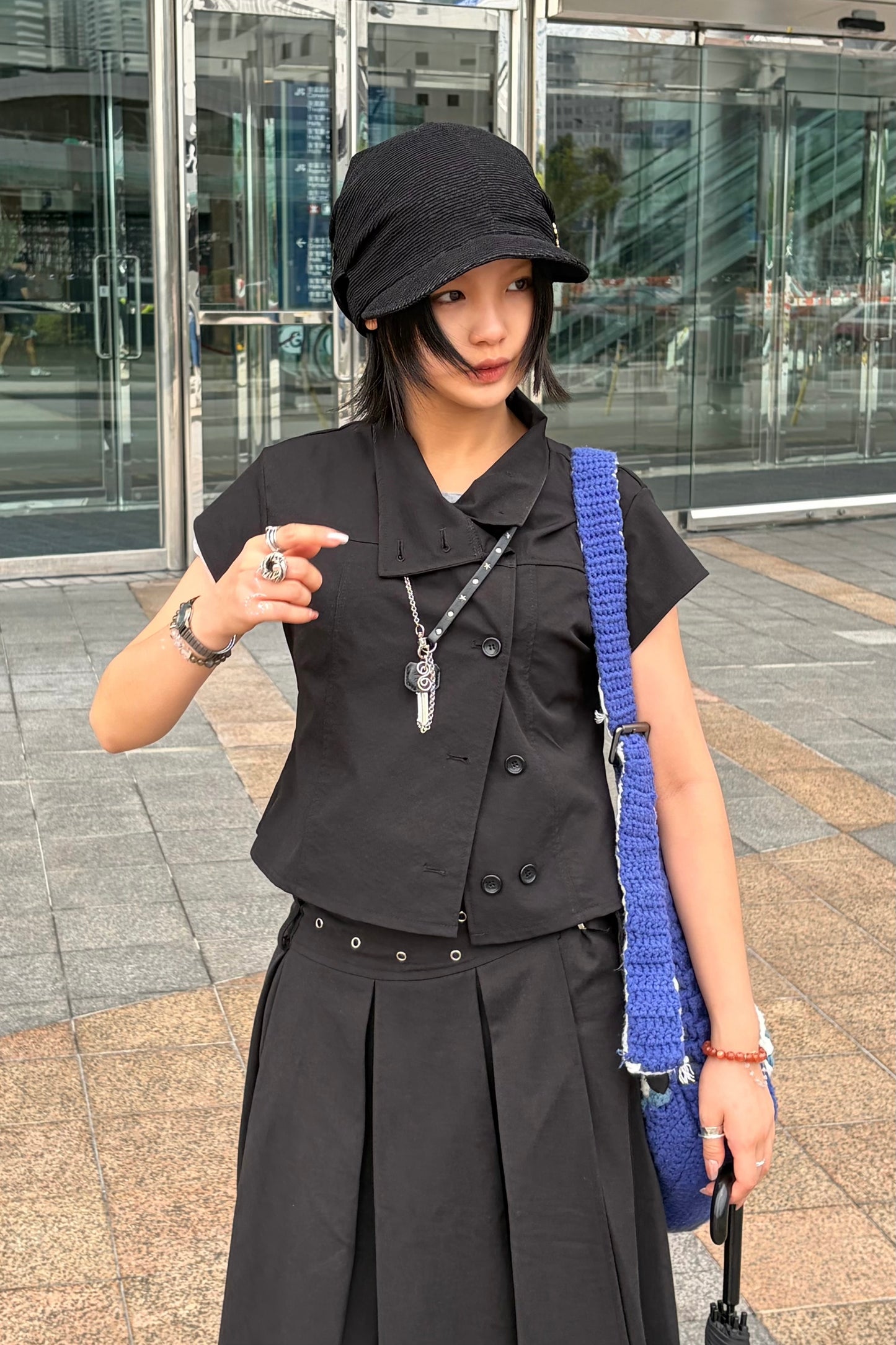 Mock Neck Button Jacket (black)