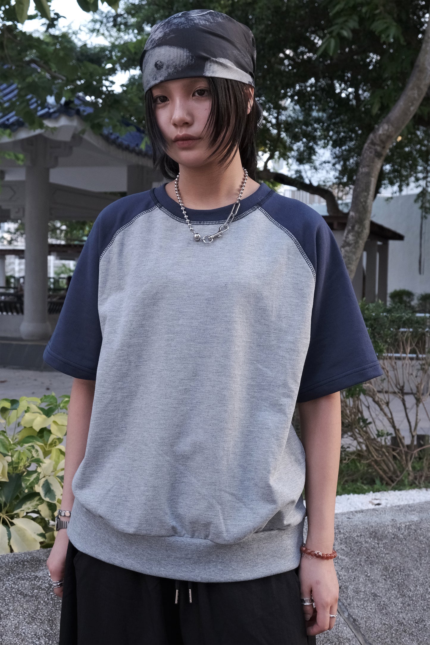Wesley Raglan Sweatshirt (sky blue)