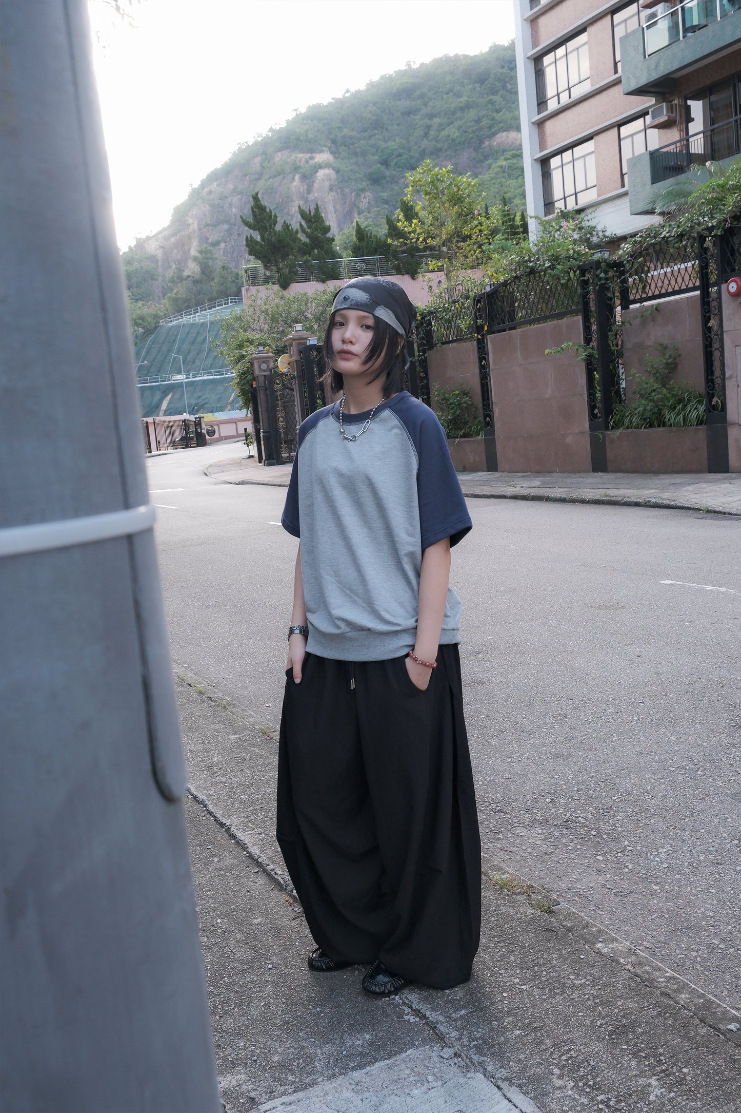 Wesley Raglan Sweatshirt (sky blue)