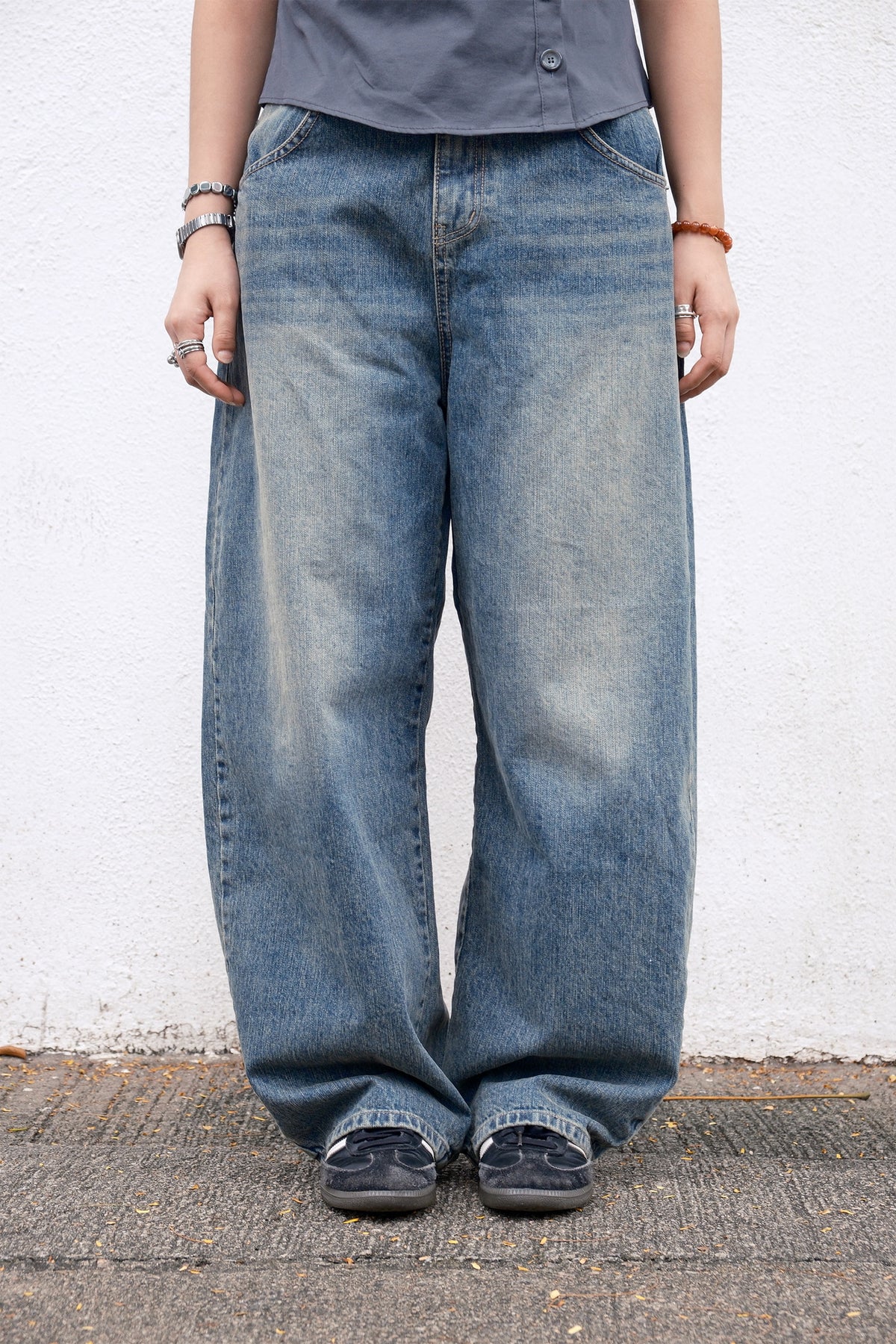 Back Pocket Belt Jeans (khaki)