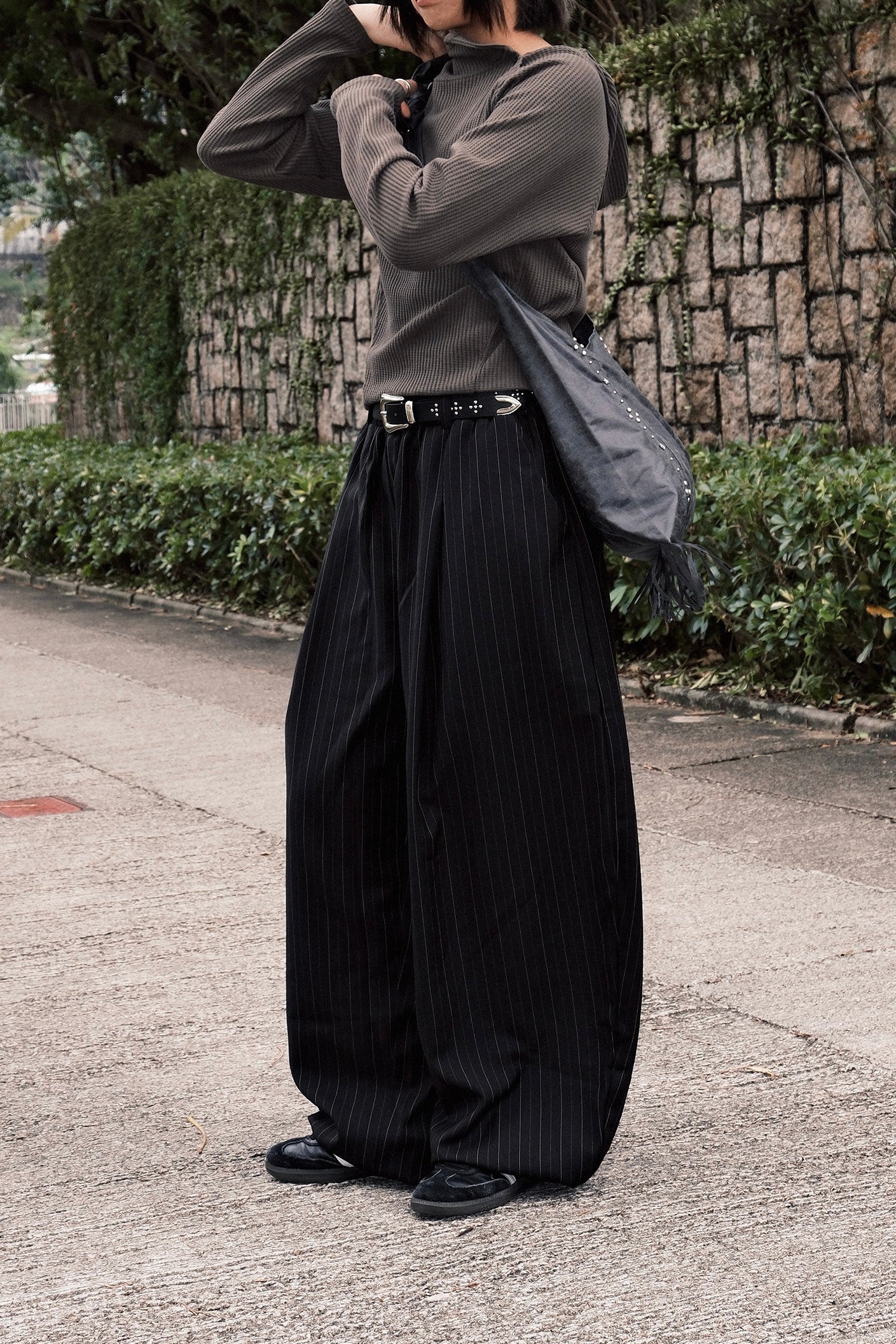 Drape Stripe Banding Slack (Charcoal)