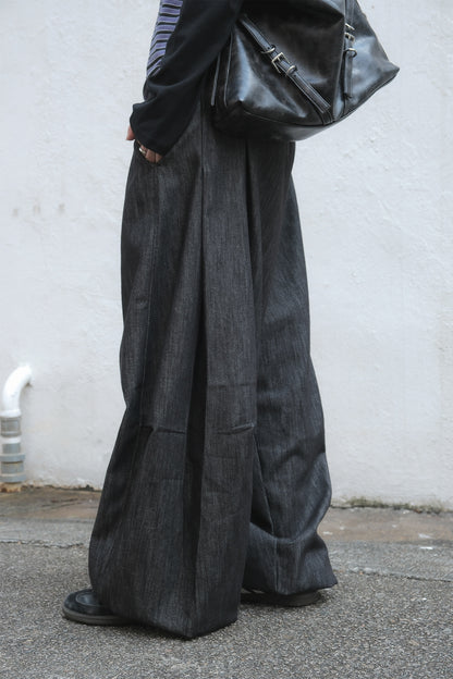 Barrel Pintuck Denim (black)