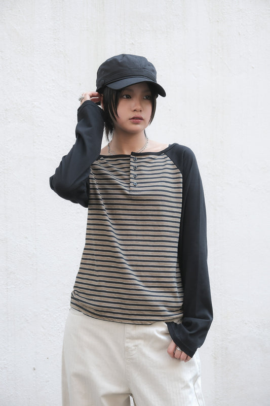 Striped Button Raglan (brown)
