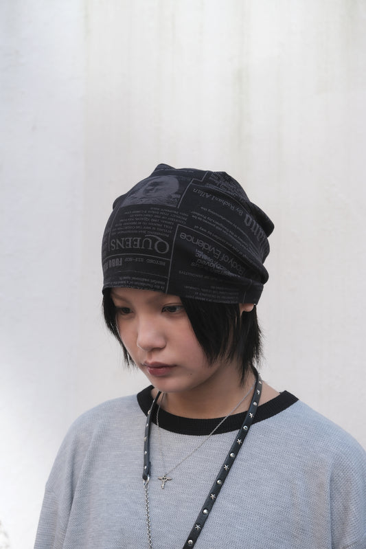 Newspaper Beanie (black)