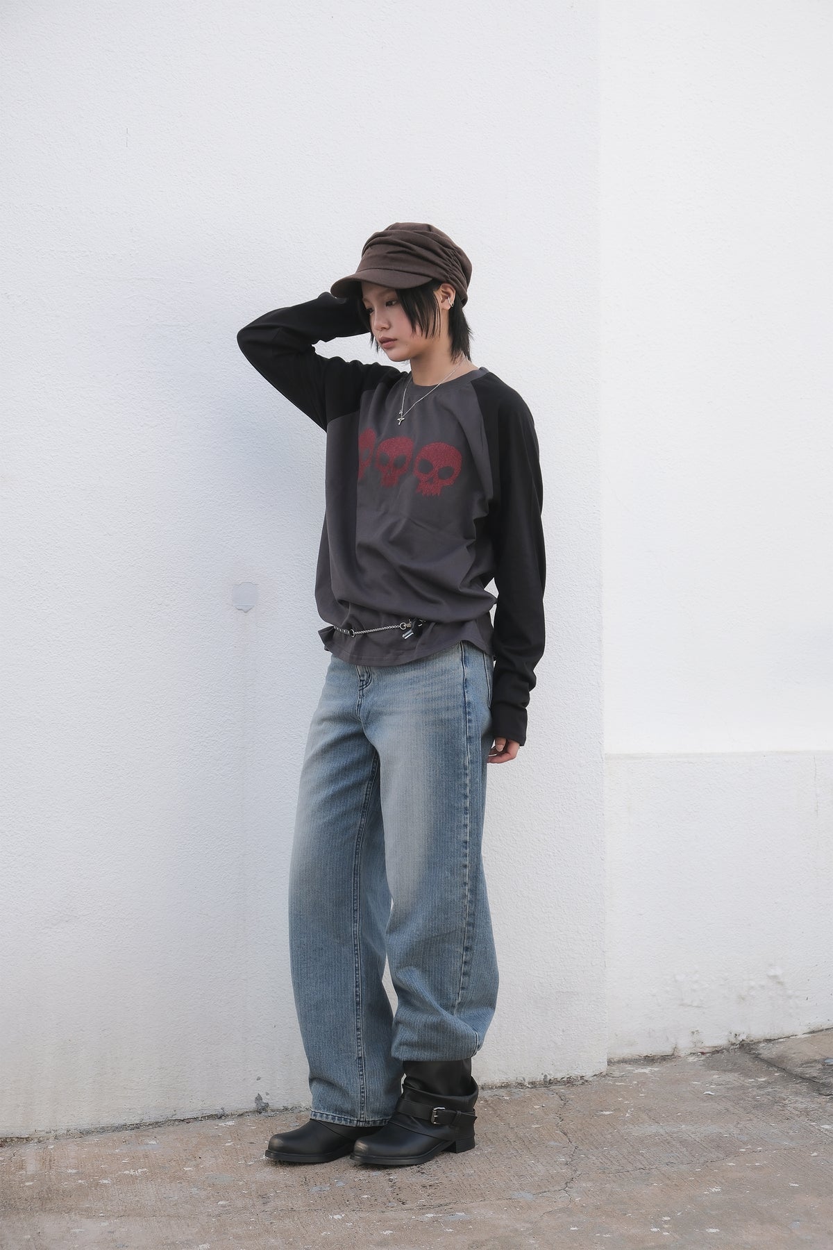 Skeleton Raglan LS (charcoal)