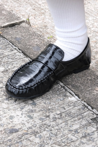 Pleated Loafer