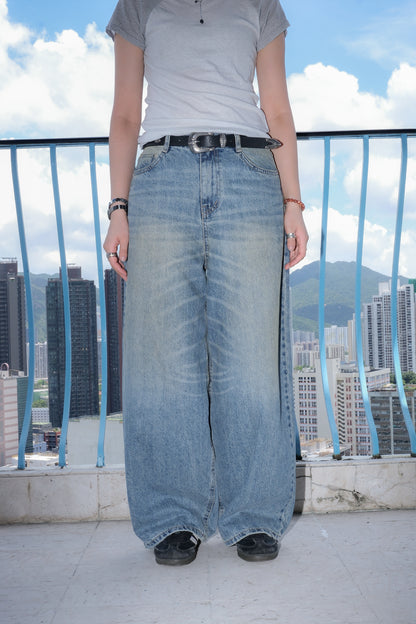 Vintage Curved Wide Jeans