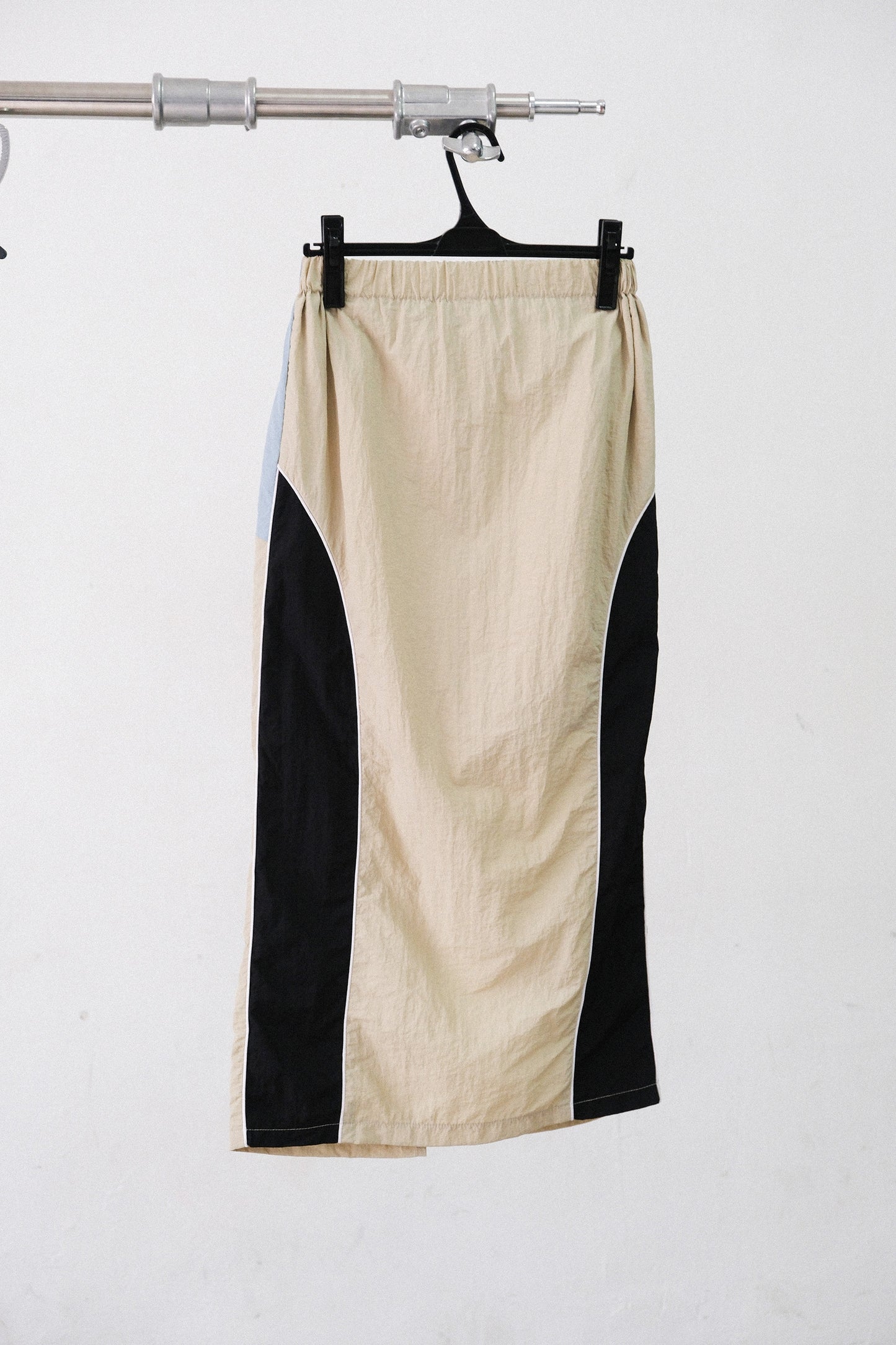Color Matching Nylon Skirt