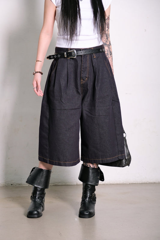 Stitch Raw Denim Shorts